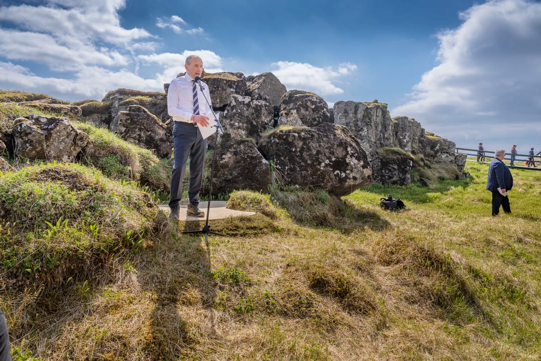 President of Iceland at Löberg Law rock