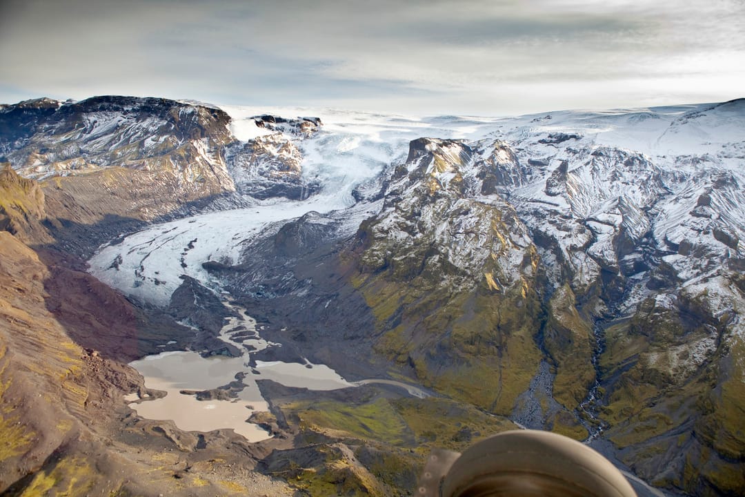 steinholtsjokull glacier during summer
