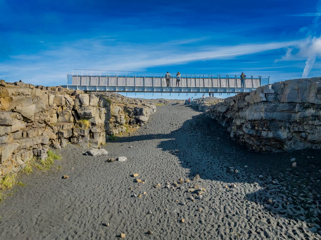 Reykjanes - Bridge between the continents