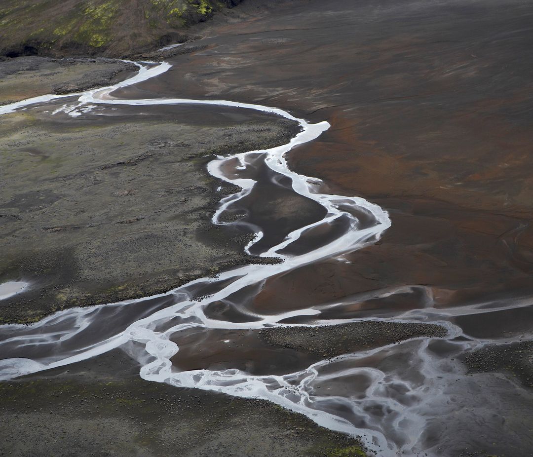 A river flowing through sprengisandur