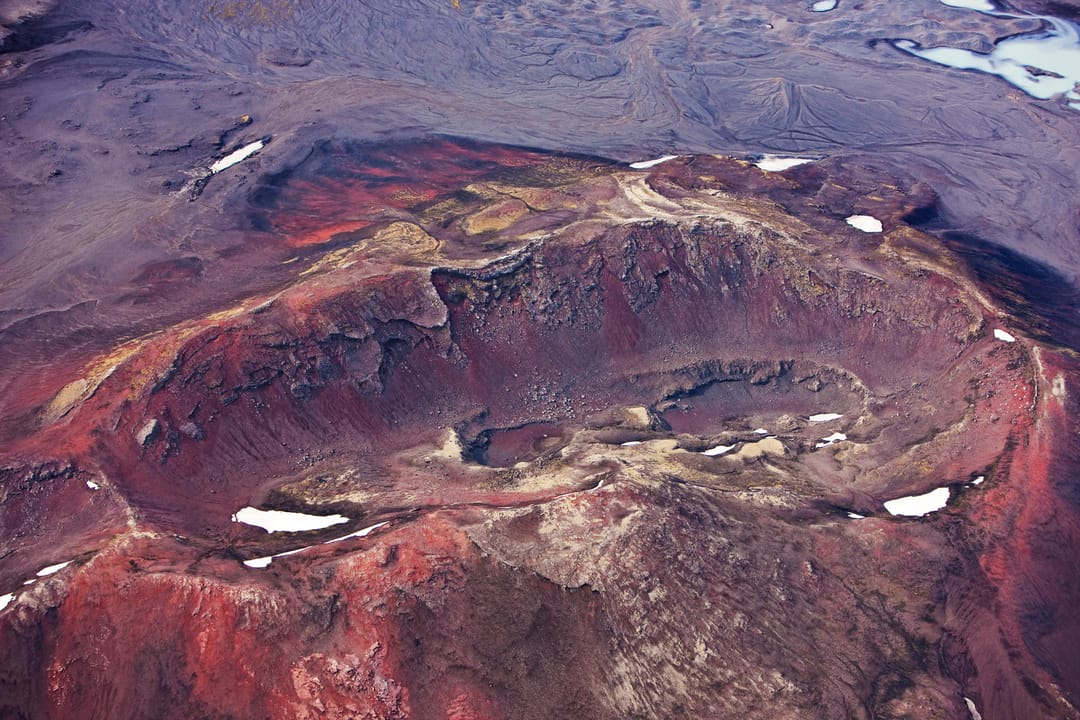 lakagígar in red