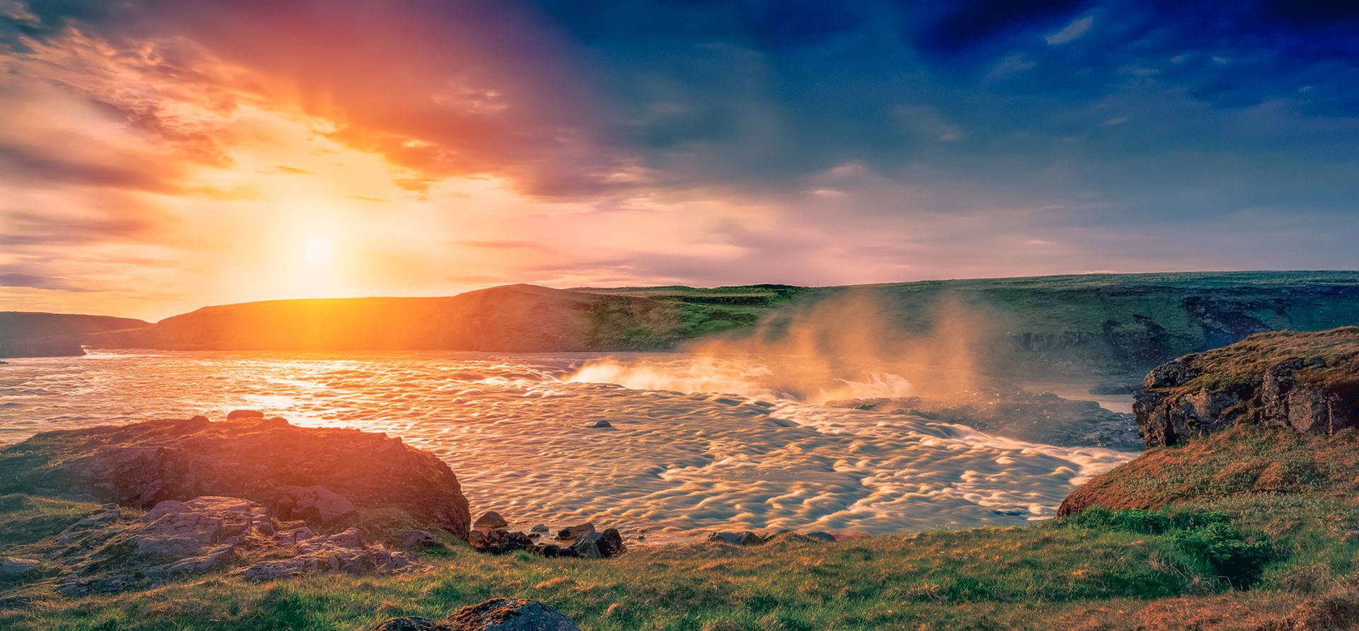 thjorsarhraun waterfall with the sunset