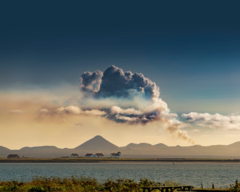 Eruption in Reykjanes peninsula